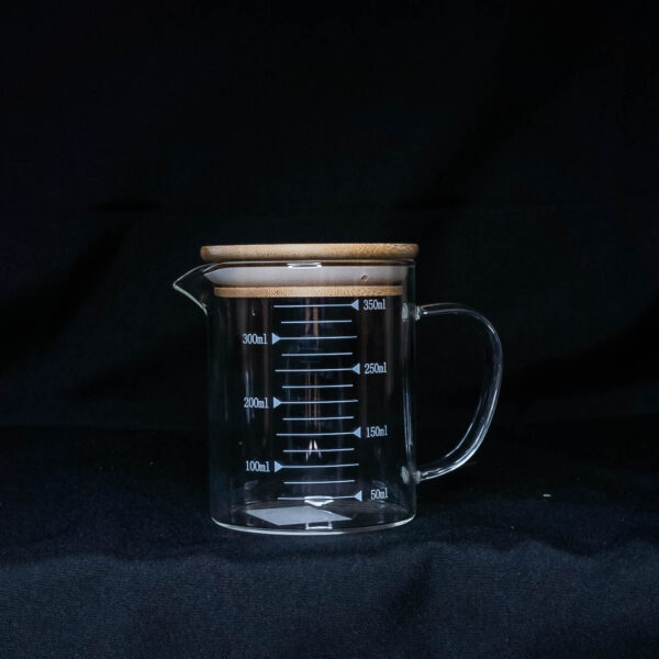 Jarra Medidora de Vidrio con Tapa de Bambú 350ml