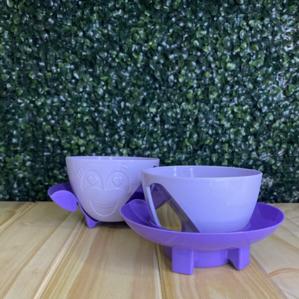 Taza Infantil Bety + Plato Lila - Imagen 2
