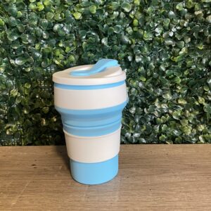 Vaso plegable de silicona celeste